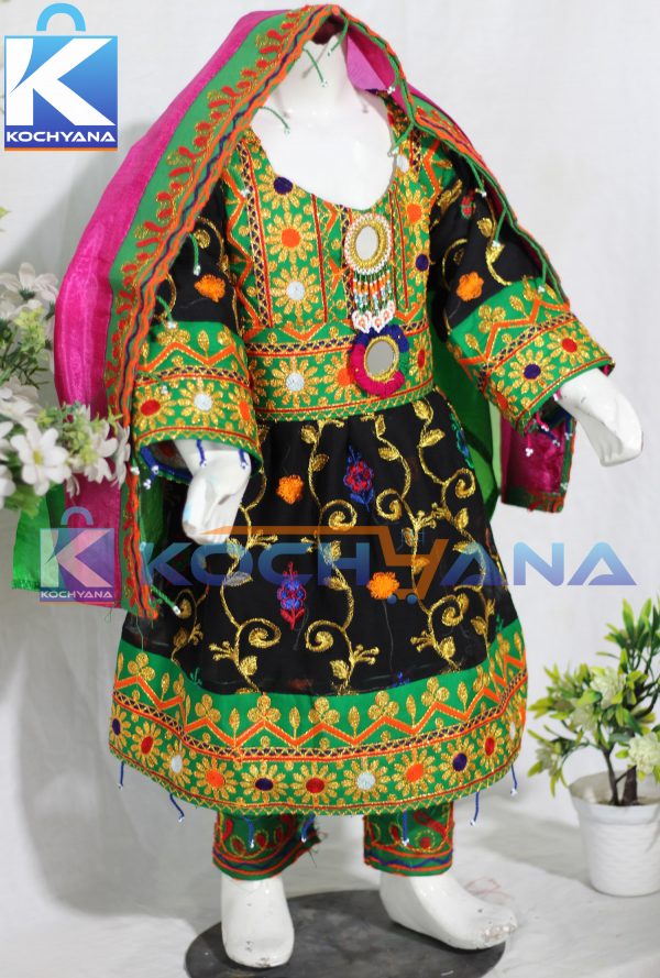 Afghani dress by kochyana